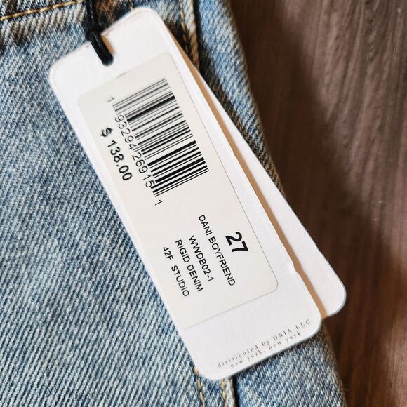 NWT WEWOREWHAT DANI BOYFRIEND JEANS 27 6 - Picture 5 of 7